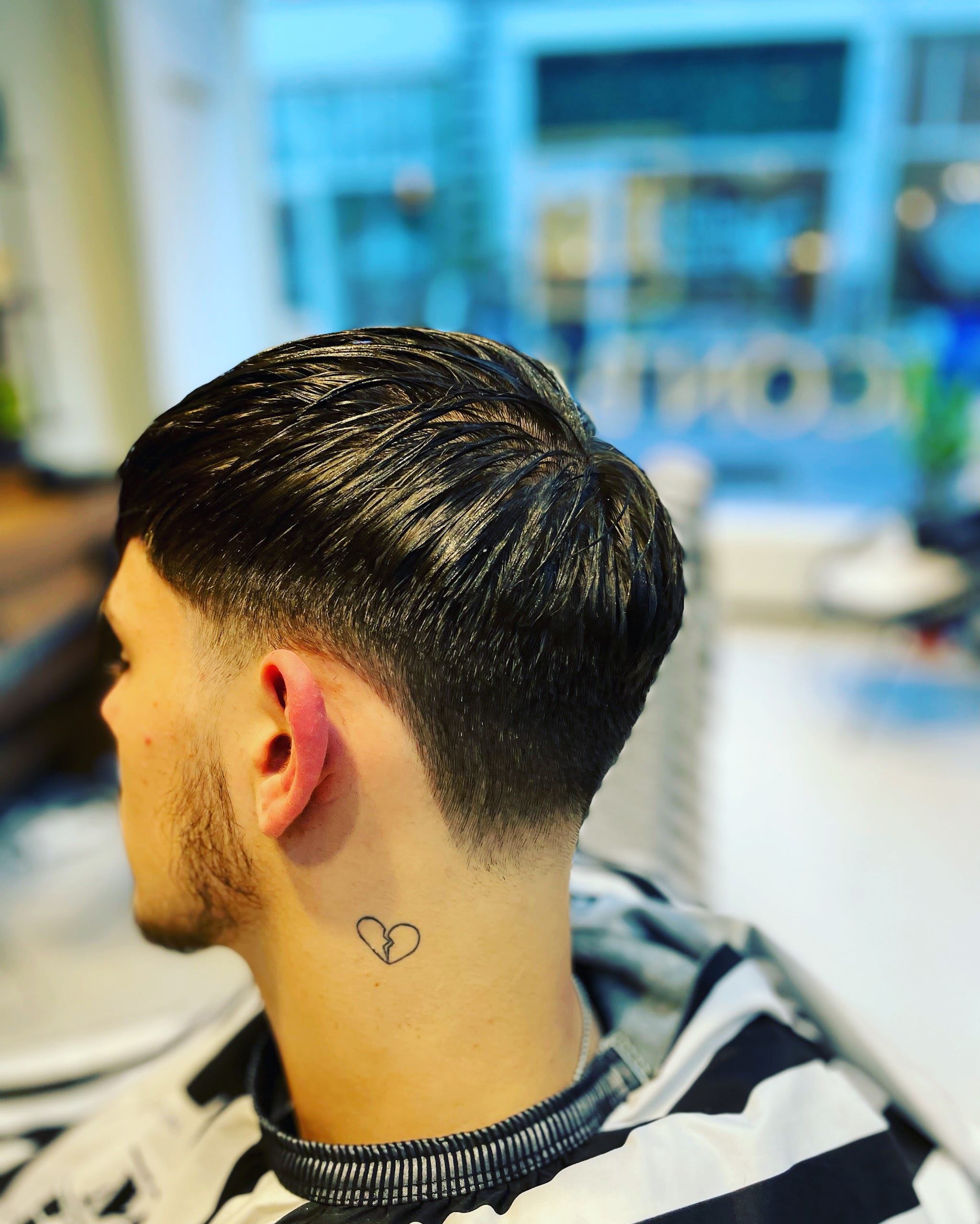 Textured crop met taper, zijaanzicht
